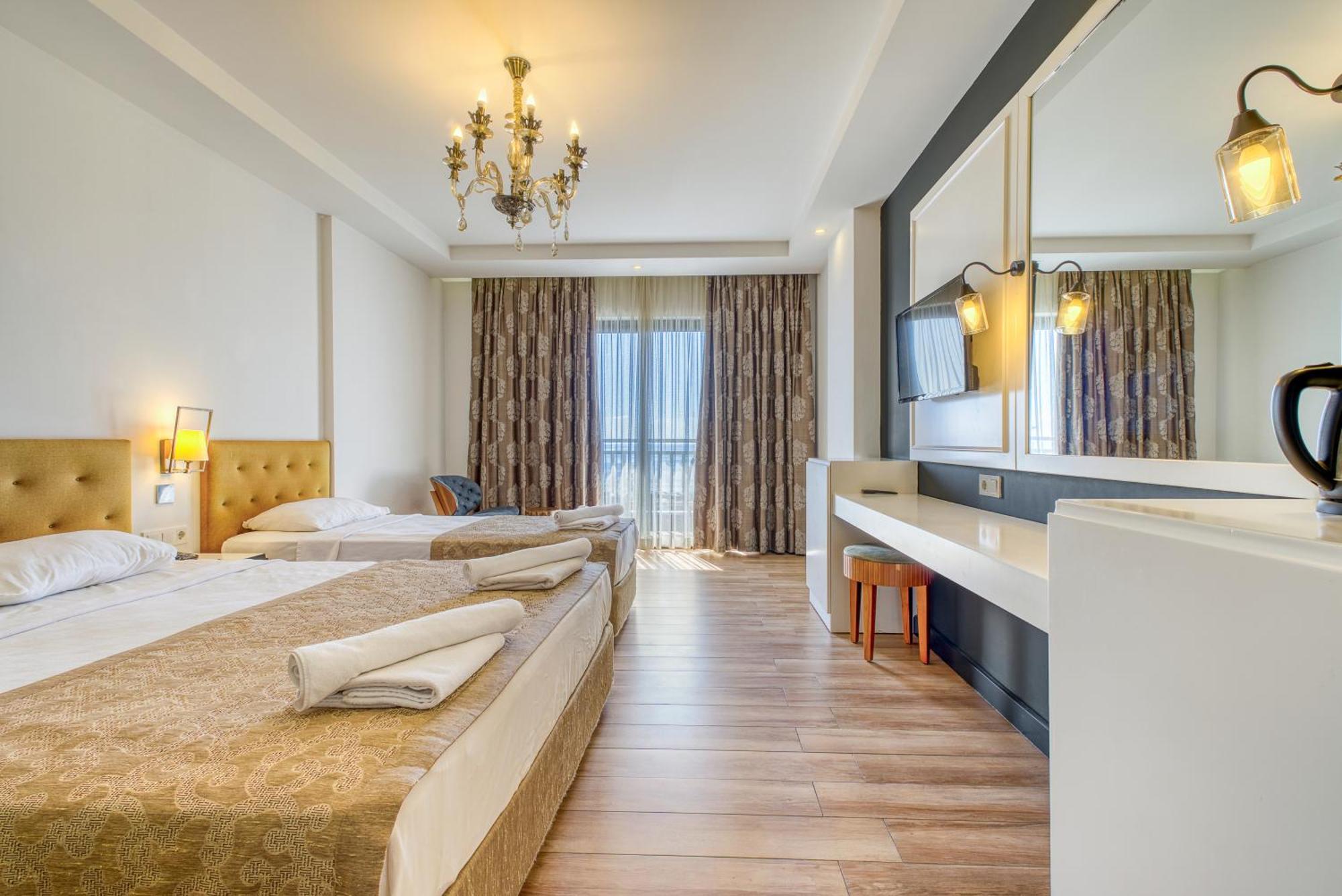 Otel Sey & 4*