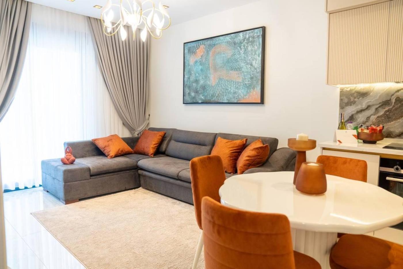 Apartment In 100m To The Sea Alanya