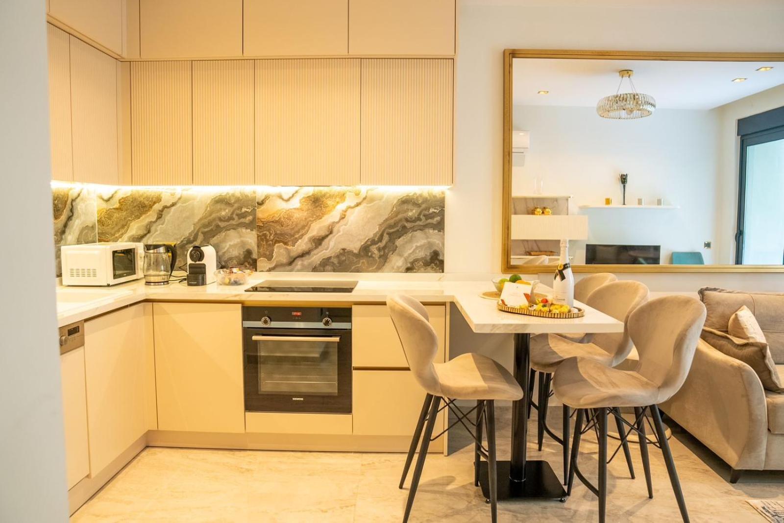 In 100m To The Sea Apartment *