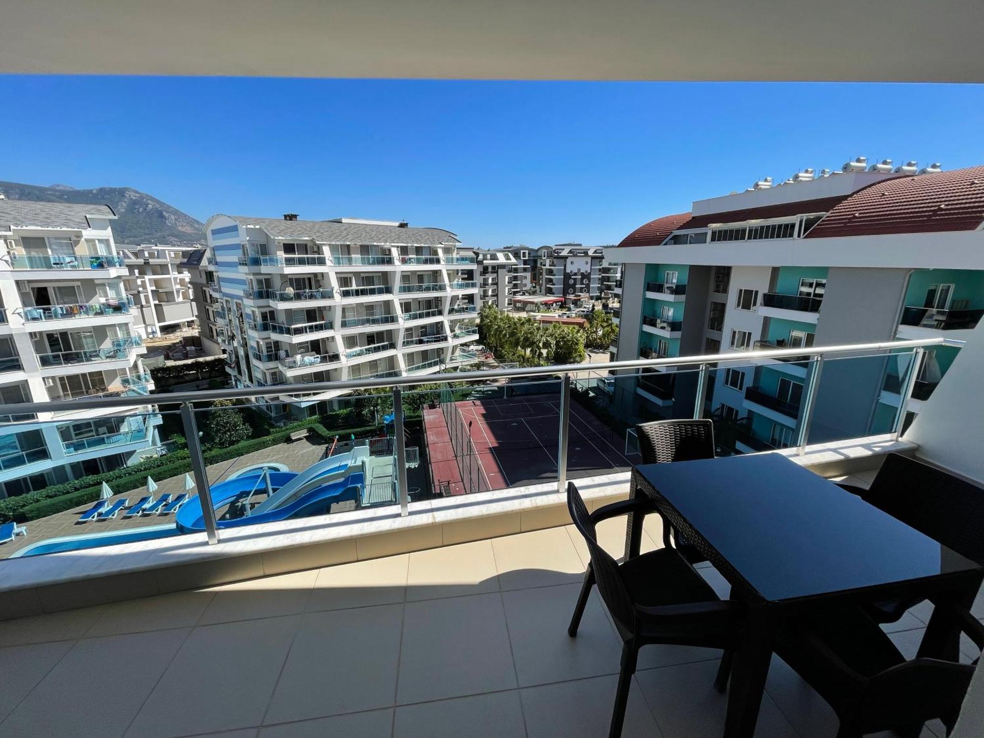 Sa Apartments!