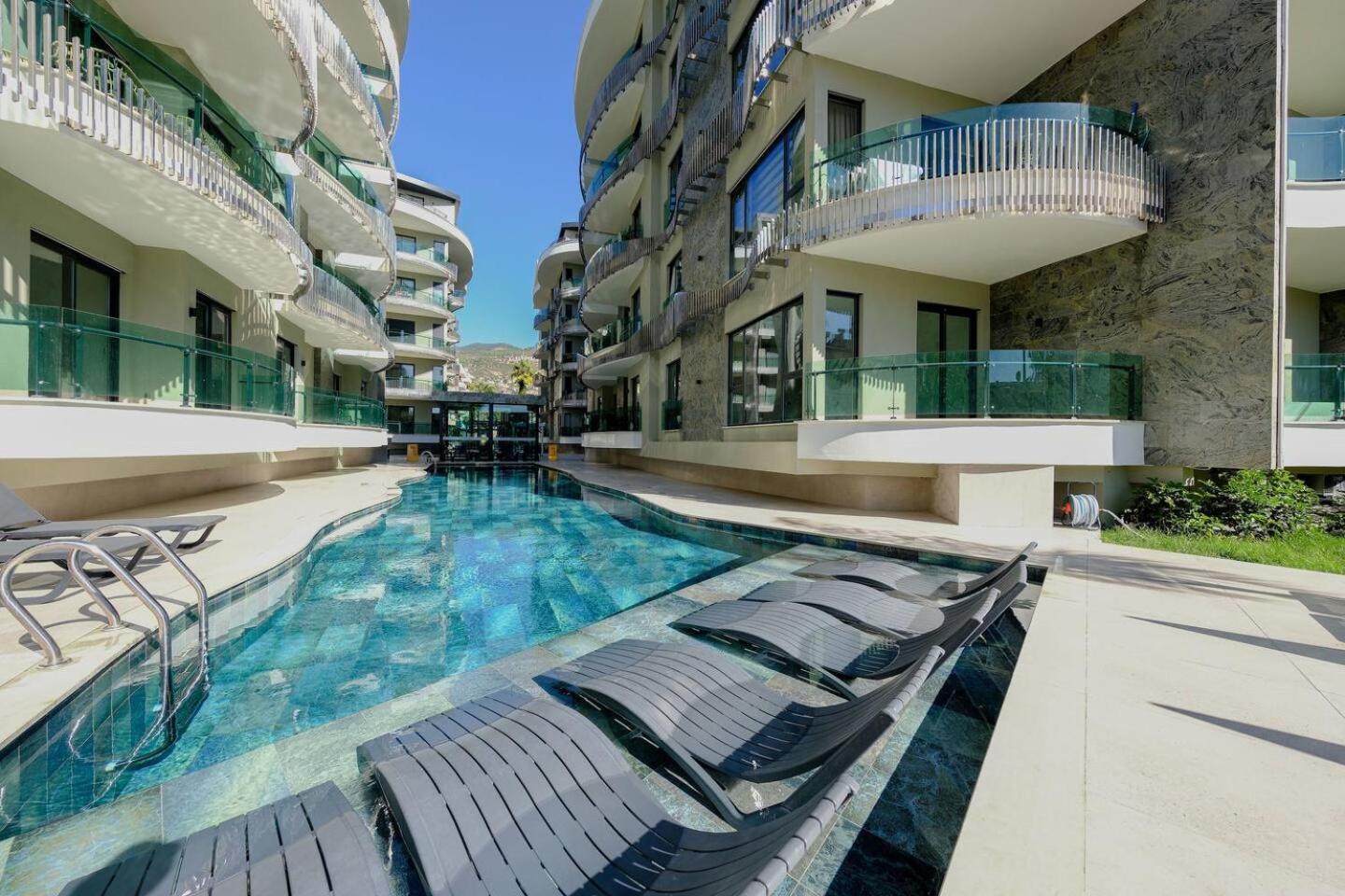Apartment Beautiful Near The *
