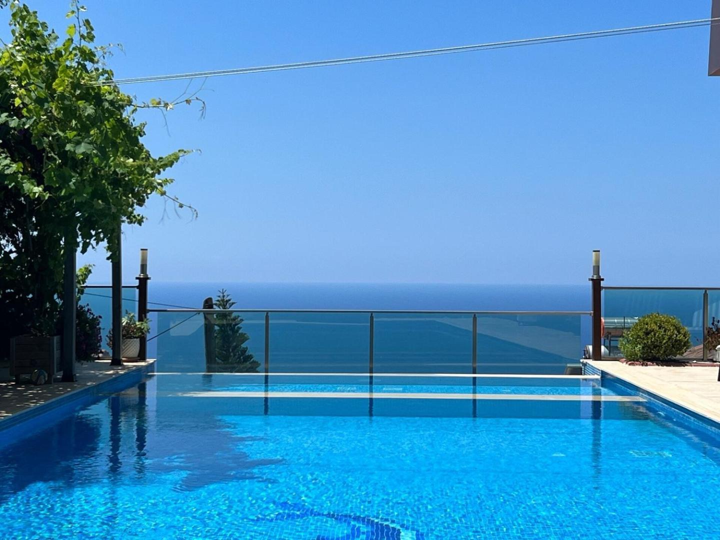 Feriehus With A View And Pool Alanya