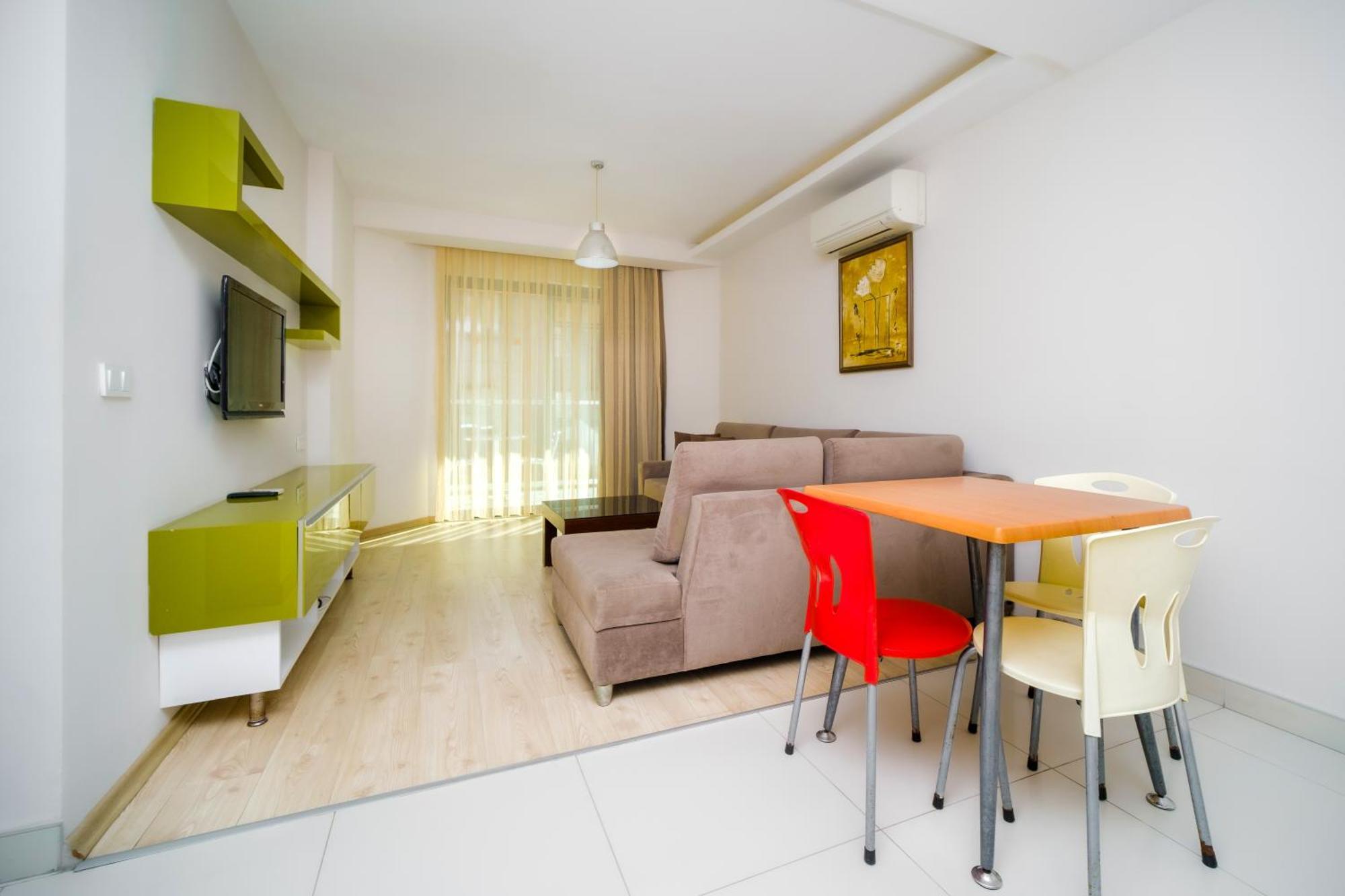 Aparthotel Delfino