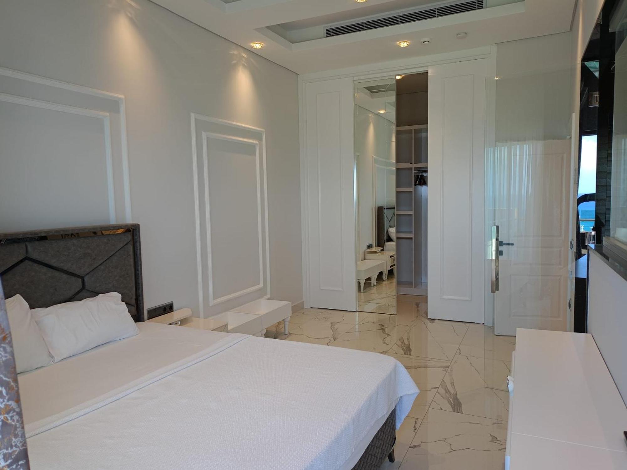 Hotel Elite Luxury &