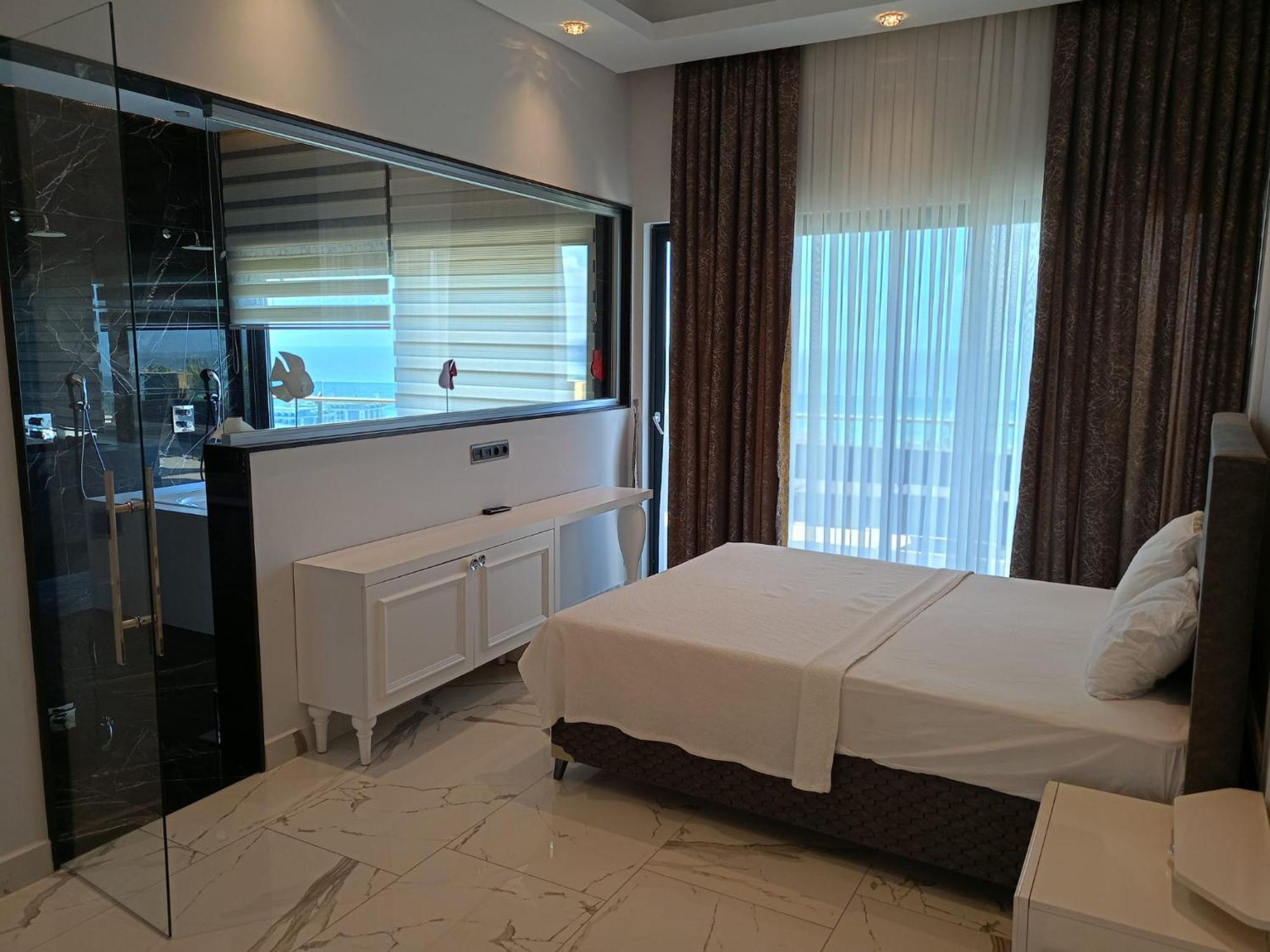 Hotel Elite Luxury & 5*