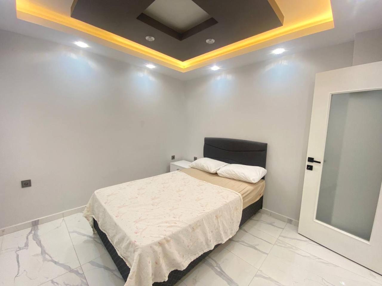 Sa Apartments! Sea View 2bd Flat Apartment *