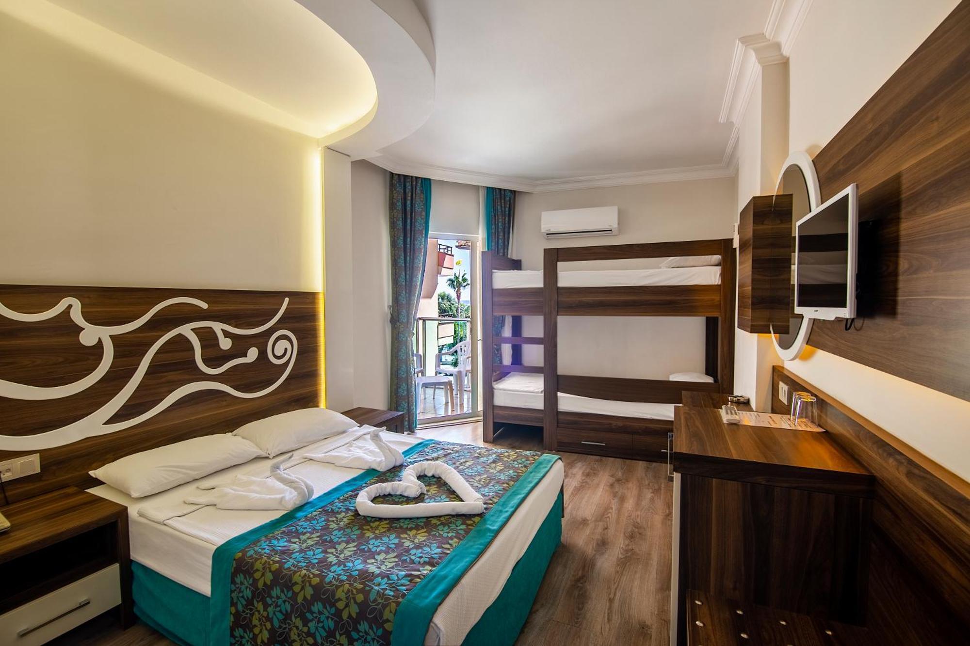 Kleopatra Blue Hawai Otel 3*