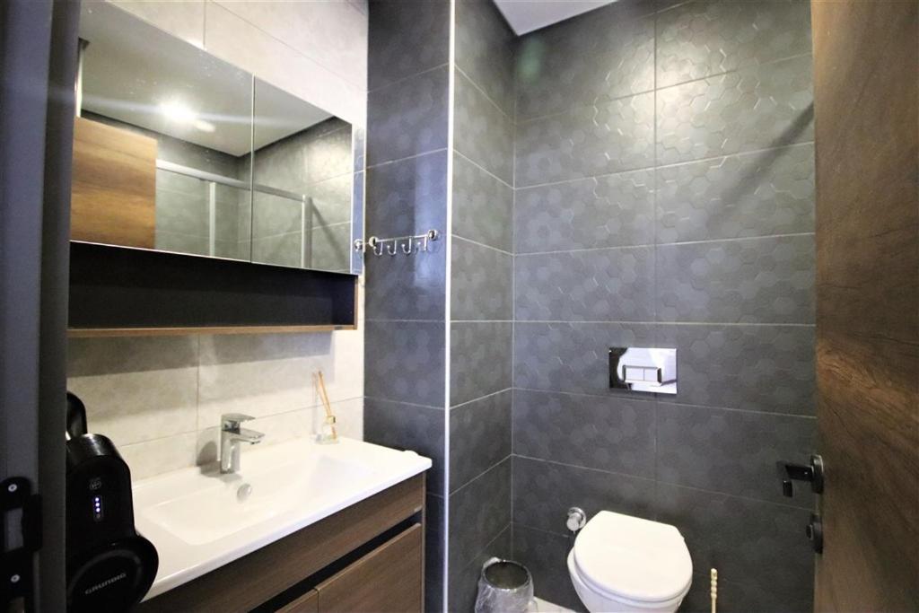 0050 Serenity Stylish 1-bedroom With Pool, Gym And In Mahmutlar, Apartment Alanya