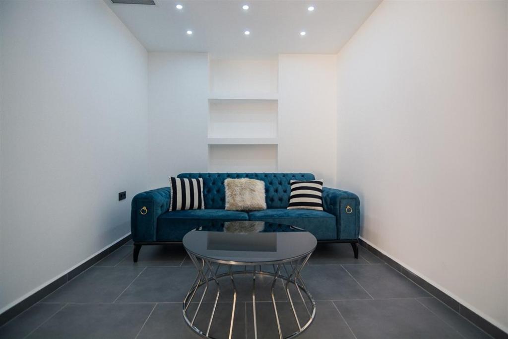 0032 Exodus Comfortable Furnished Flat In A Well-equipped Residential Complex *