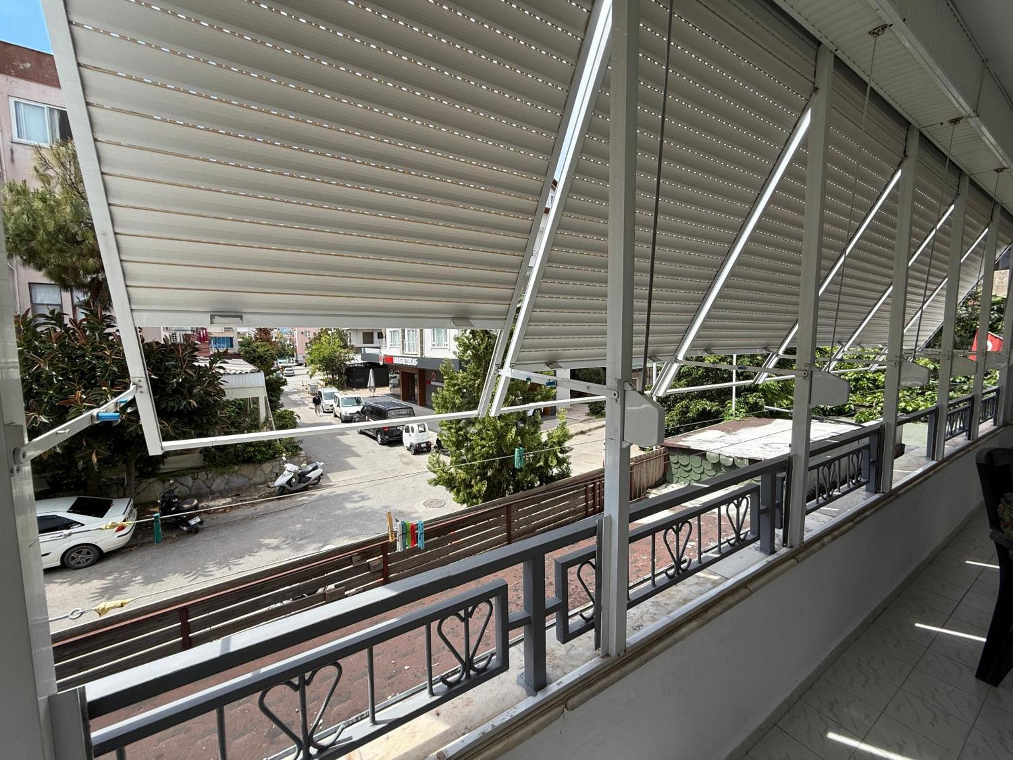 At The Cleopatra With A Balcony Apartamento