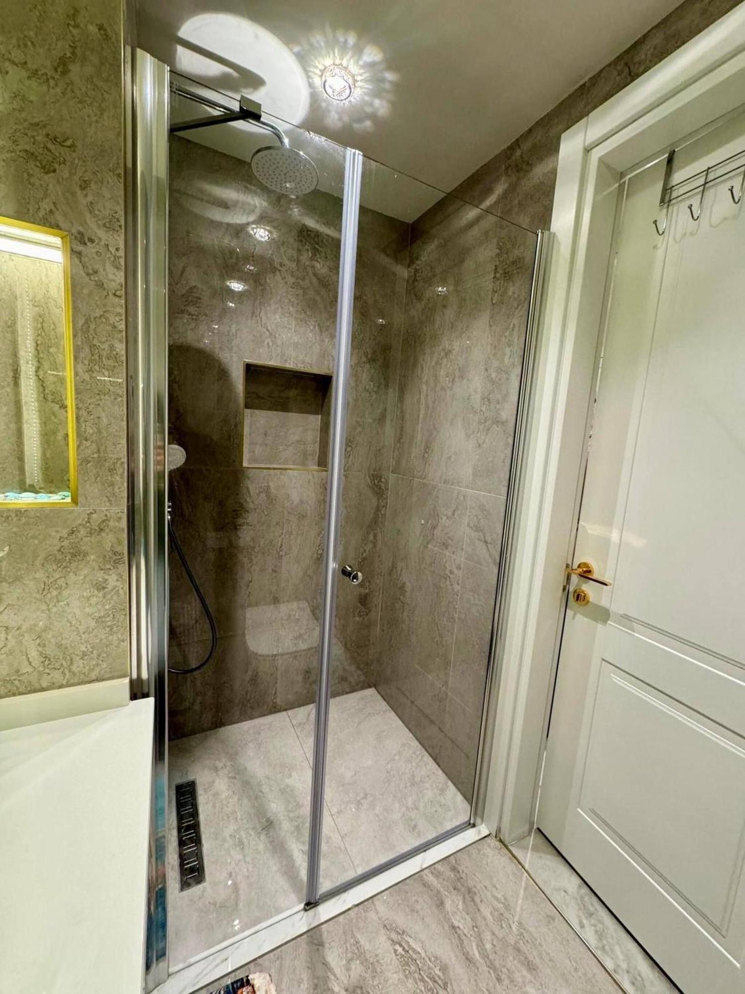 Stunning Luxury With Pool And Security Daire Alanya