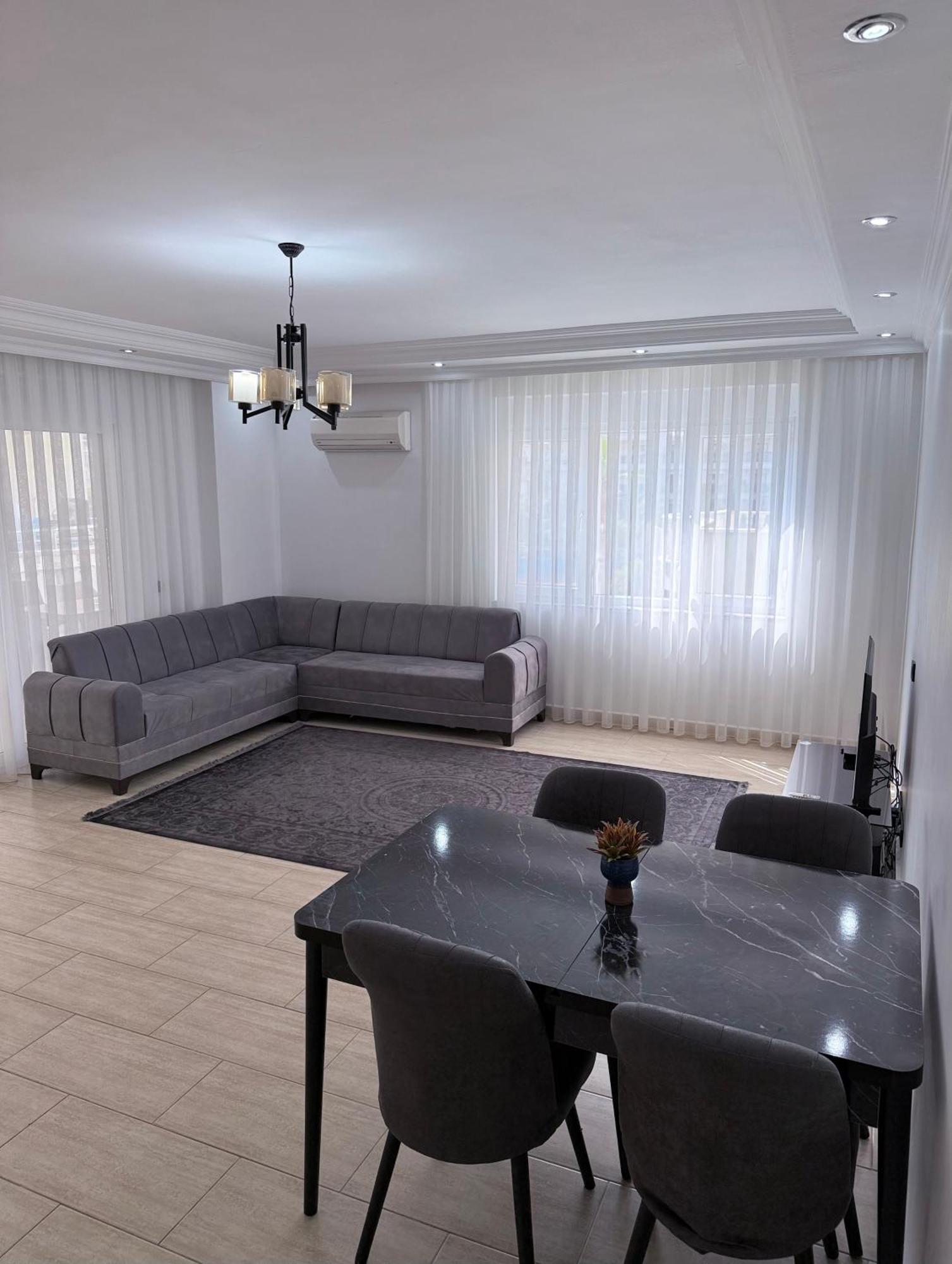Sa Apartments! 2bd Flat 150m To The Apartment