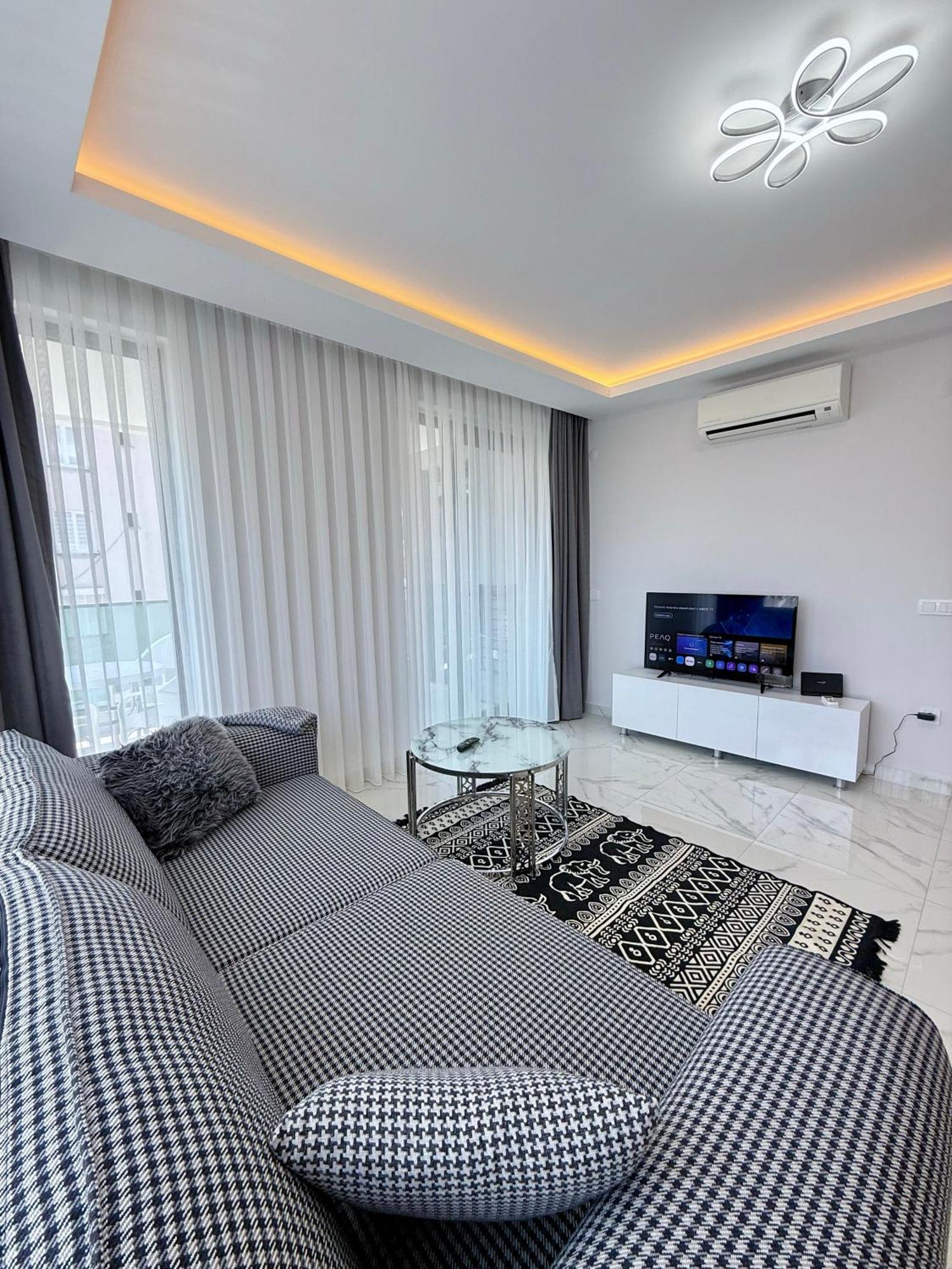 Sa Apartments! 150m To The Cleopatra Alanya