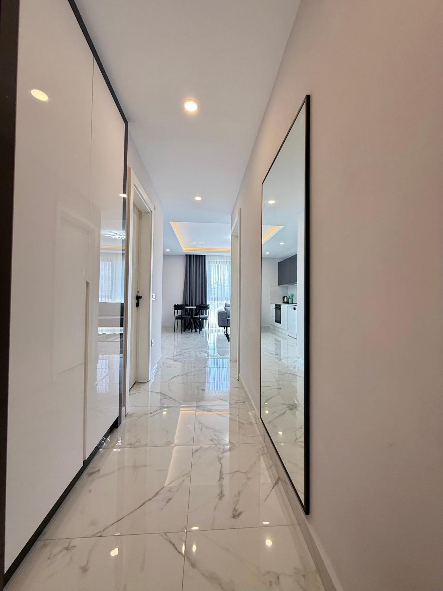 Sa Apartments! 150m To The Cleopatra