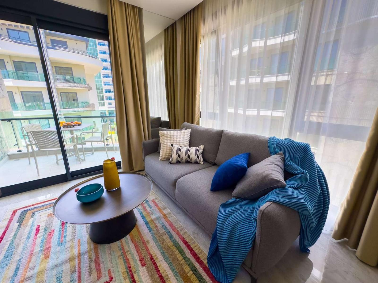 Excellence By The Sea Apartment *