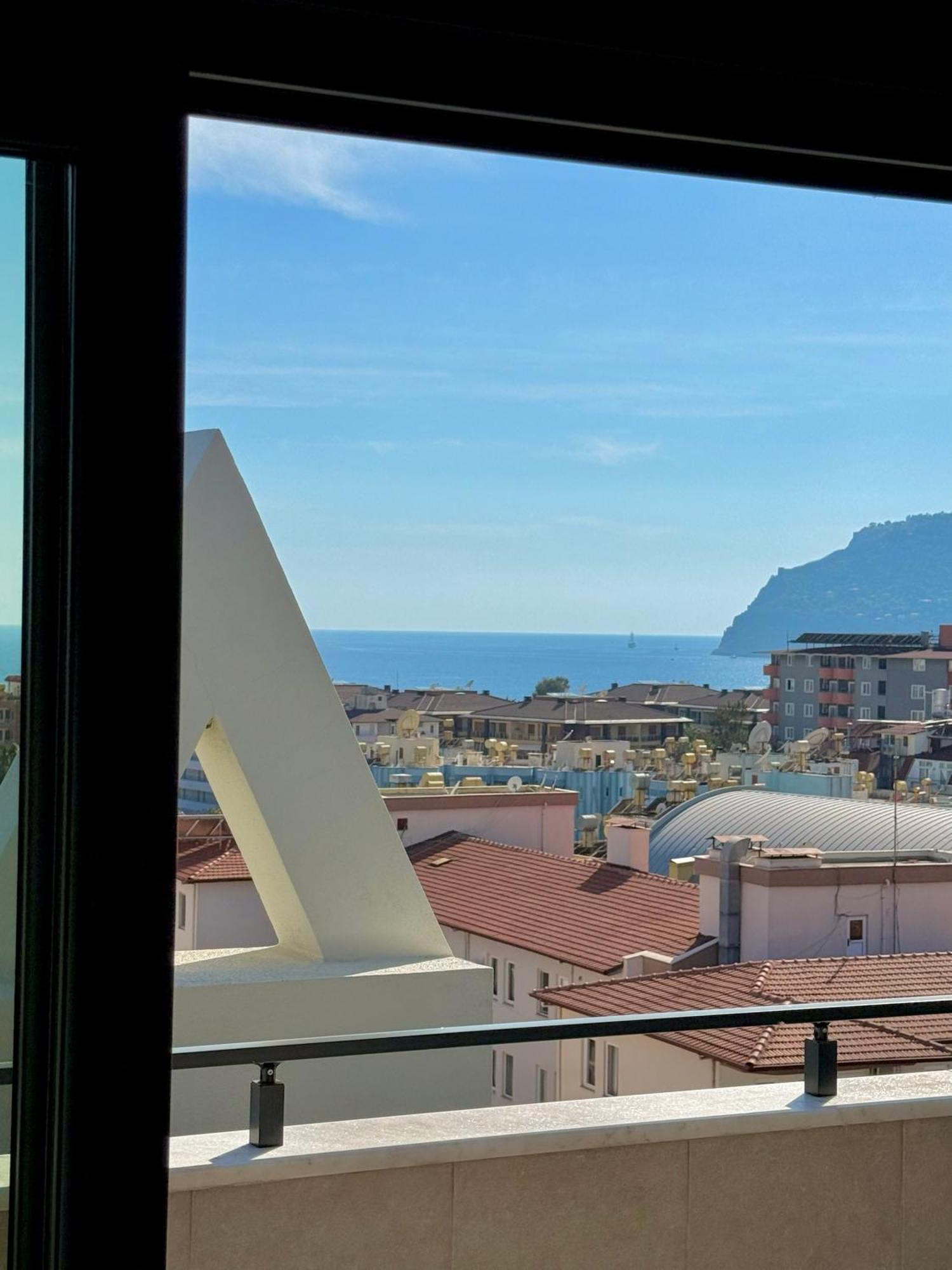 Sa Apartments! Luxury Sea View 2bd Duplex