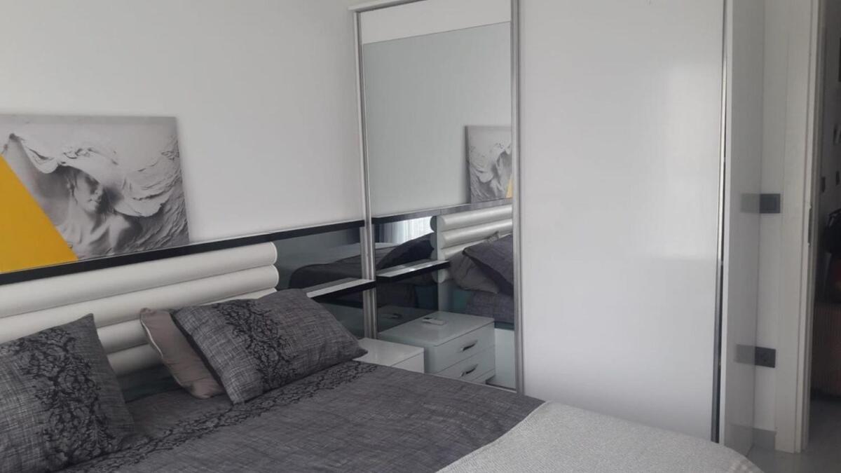 1 Bedroom Apartment, 500m To The Beach, *