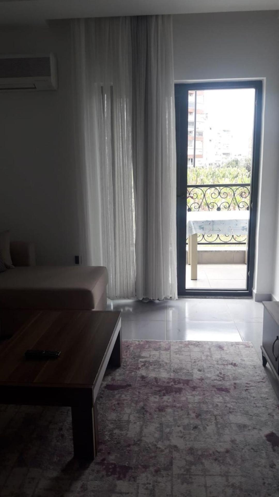 1 Bedroom Apartment, 500m To The Beach, Appartement *