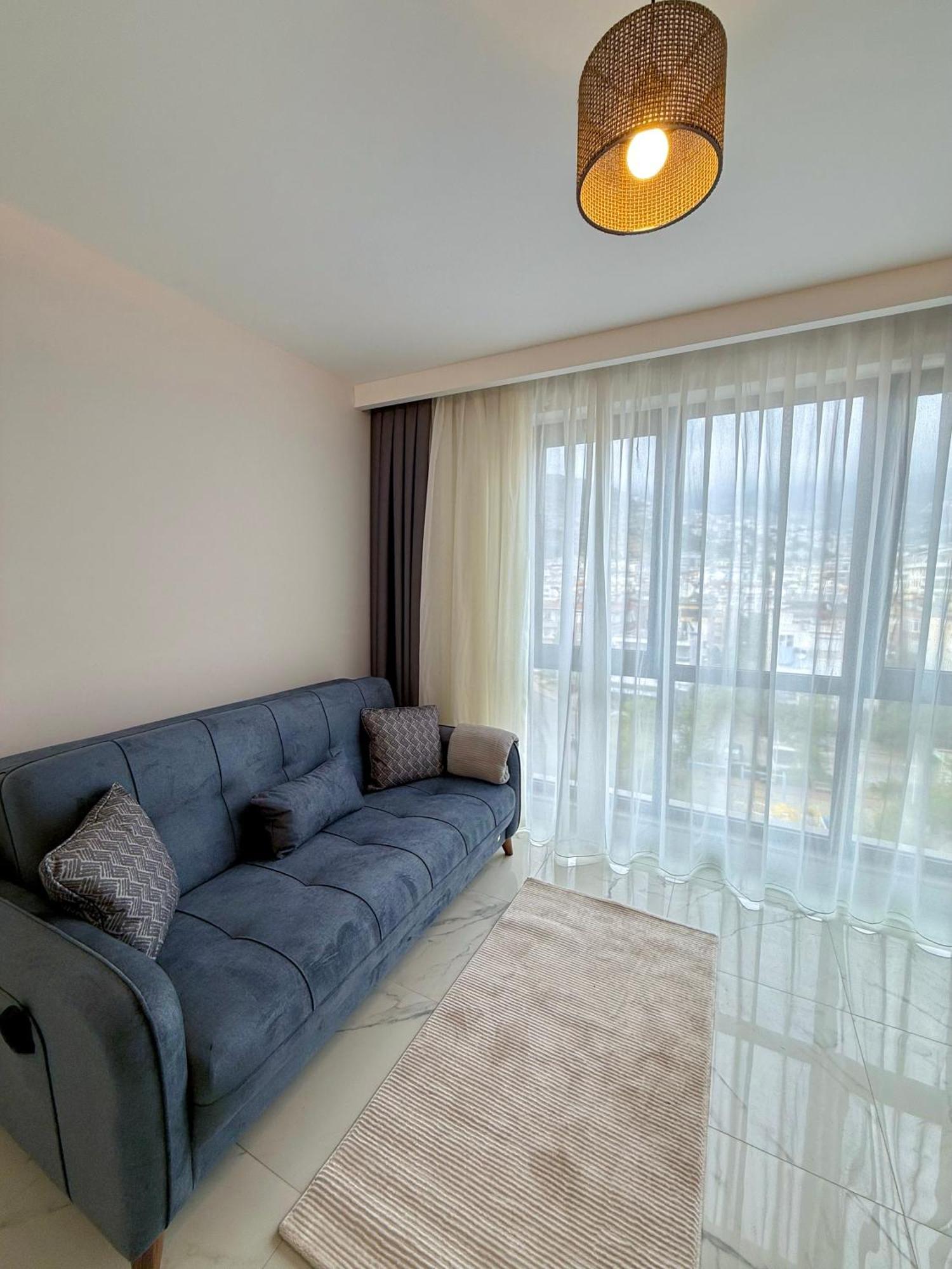 Sa Apartments! 150m To The Cleopatra *