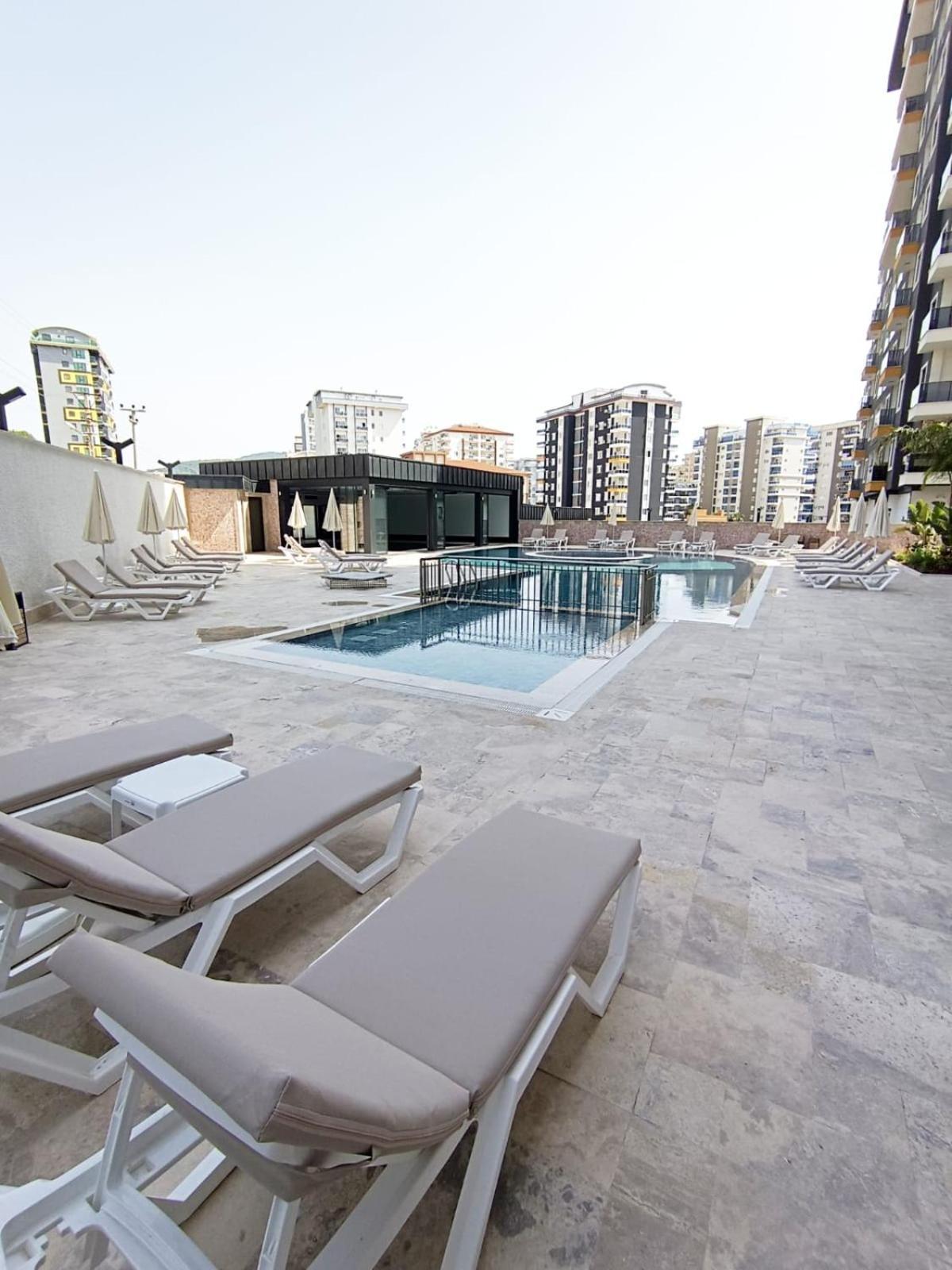 Apartment Yenissey Comfortable 2-bedroom In Mahmutlar Near Sea *