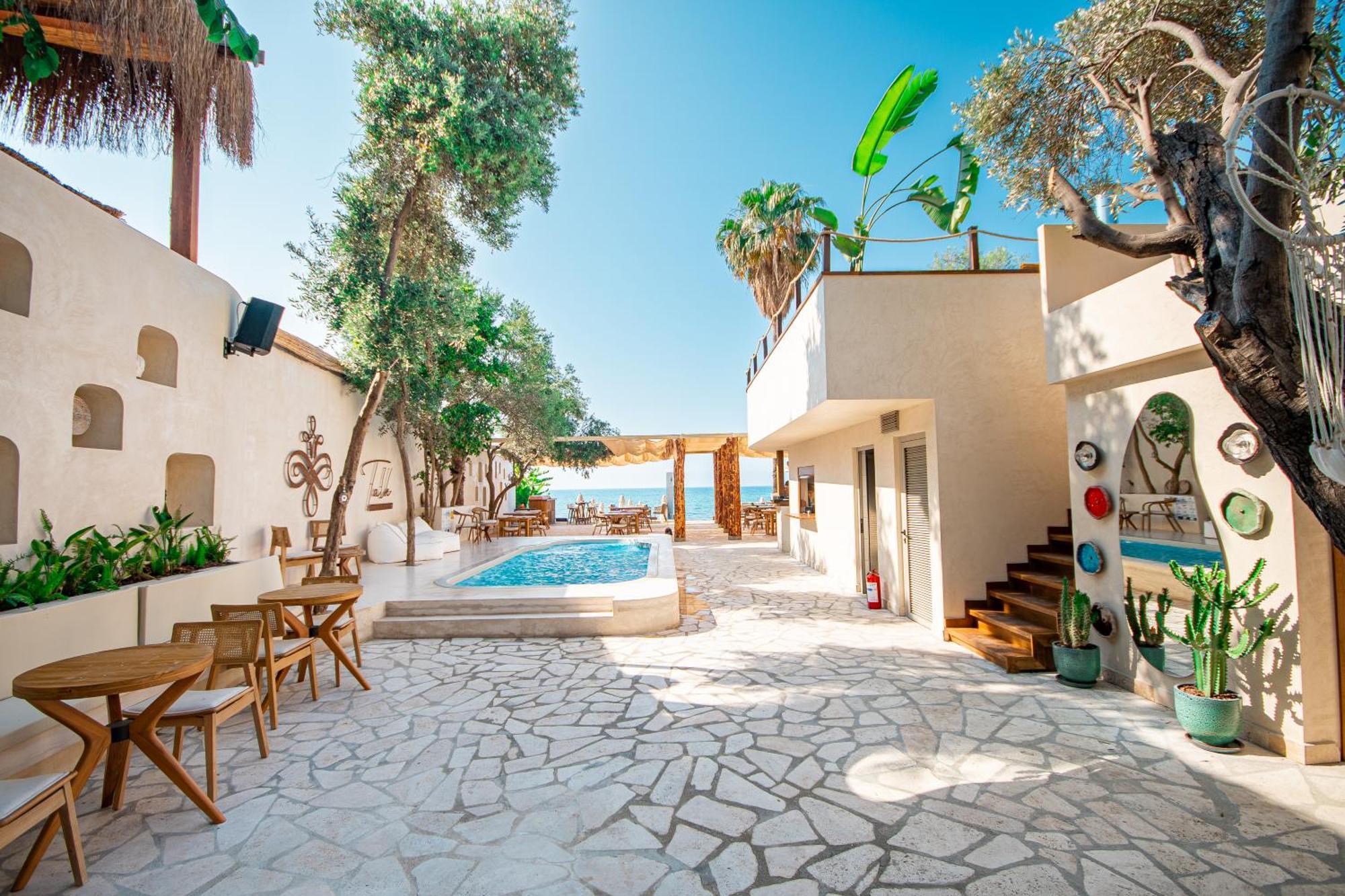 Hotel Demanor Adult Only *