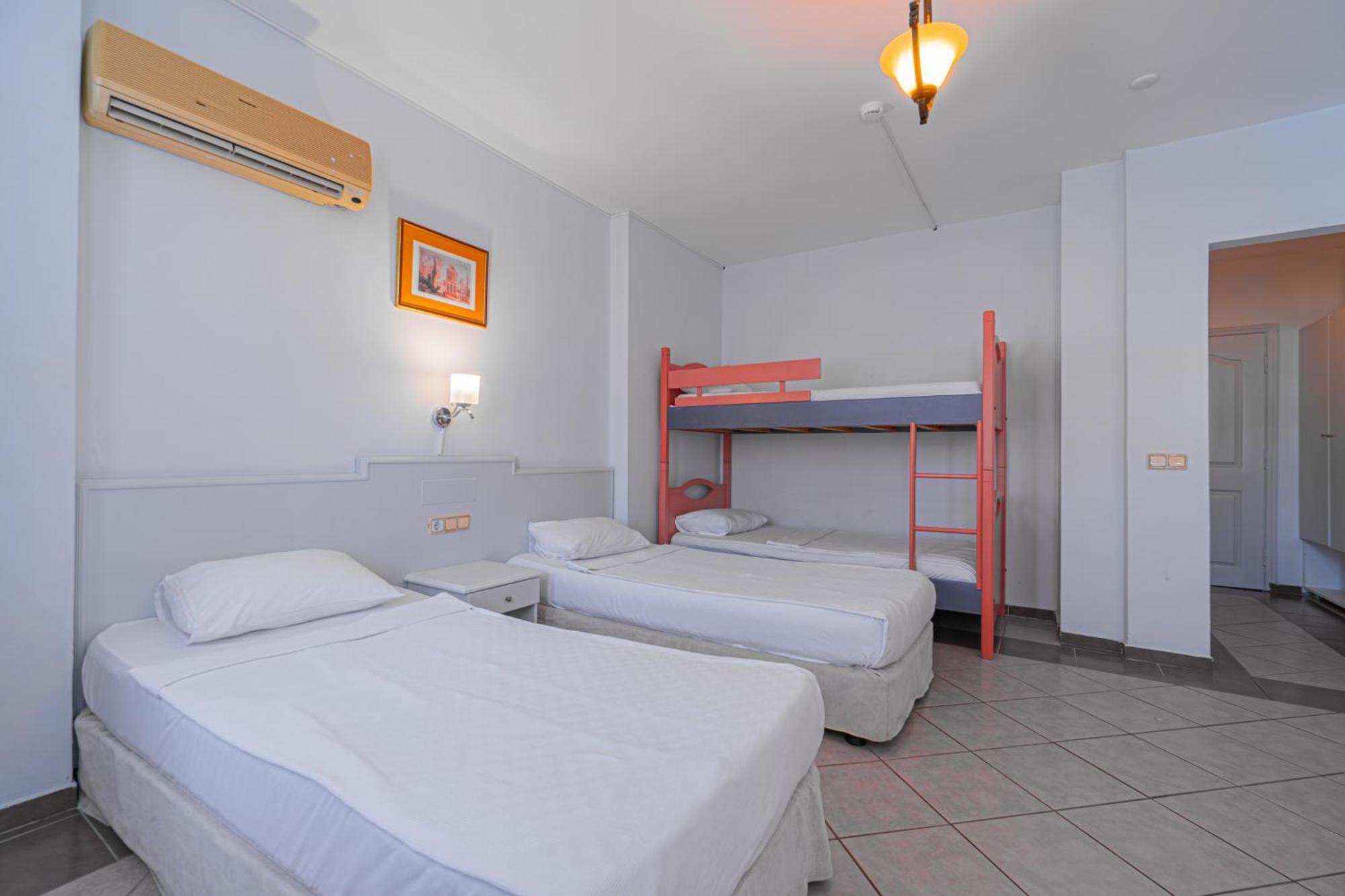 Hotel Lavina Konakli
