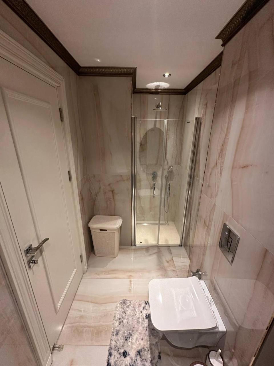 Sa Apartments! Sea View 2bd Flat 50m To The Apartment