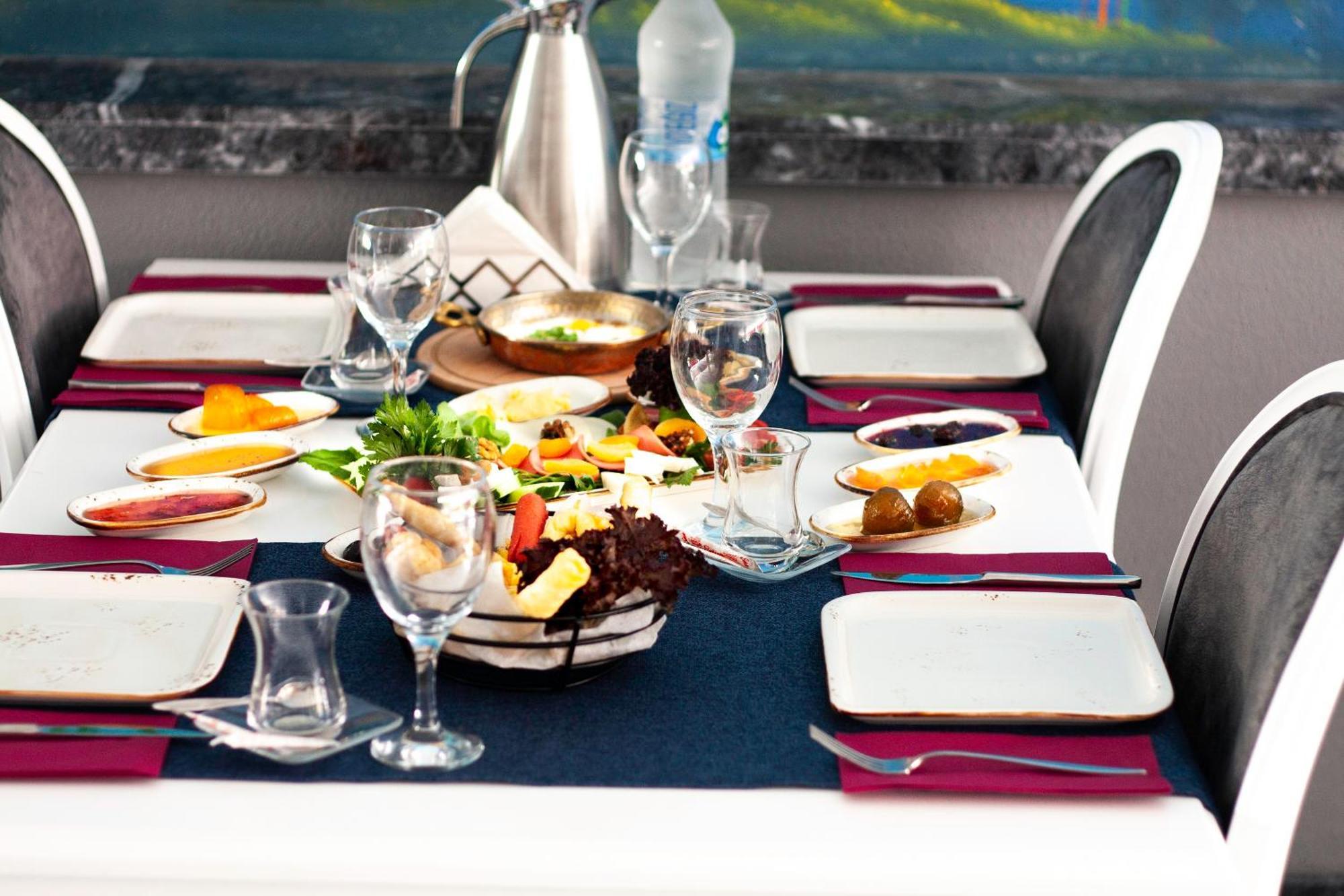 Livaneli Boutique 4*