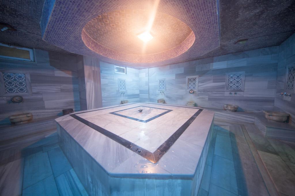 Resort First Class