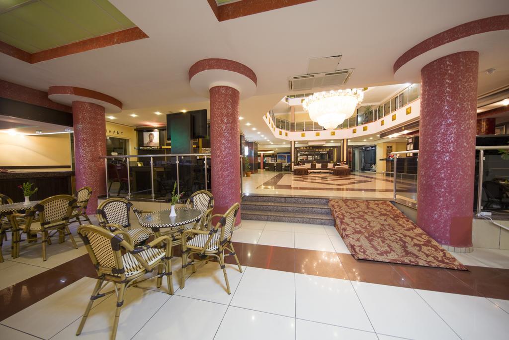 Resort First Class