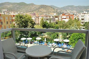 Hotel Tac Premier & 4*