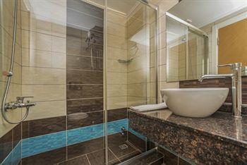 Hotel Tac Premier &