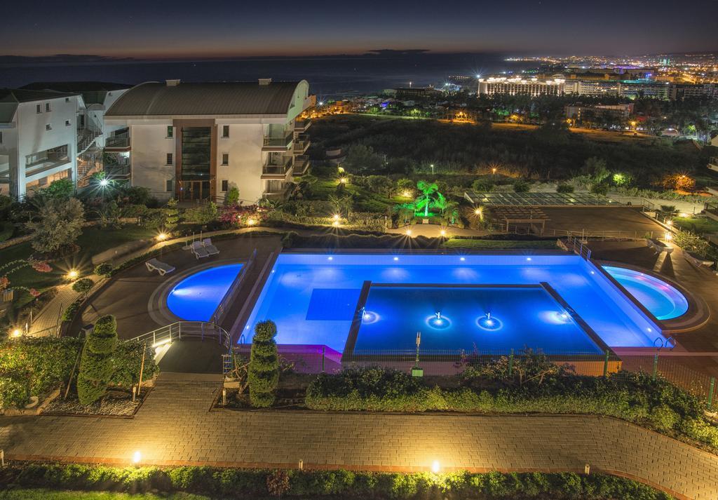 Sunset Vip 2 Residences *