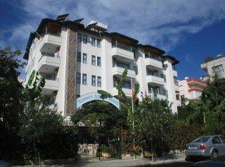 Aparthotel Lila 2*