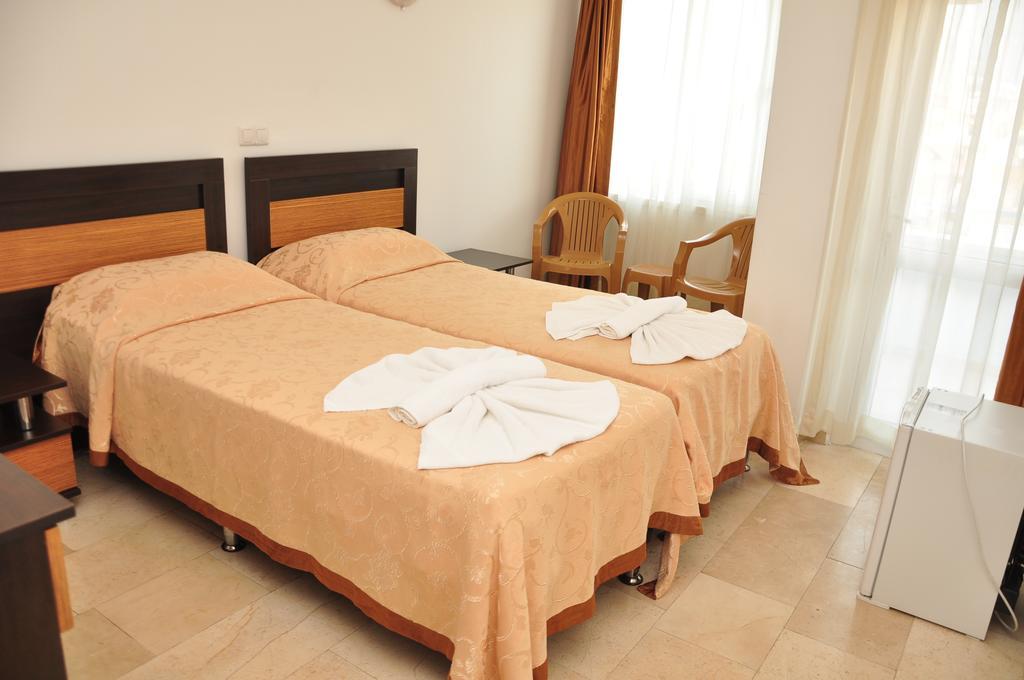 Hotel Alanya Bed & Breakfast 3*