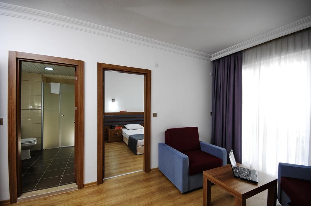 Sealine 3* Alanya