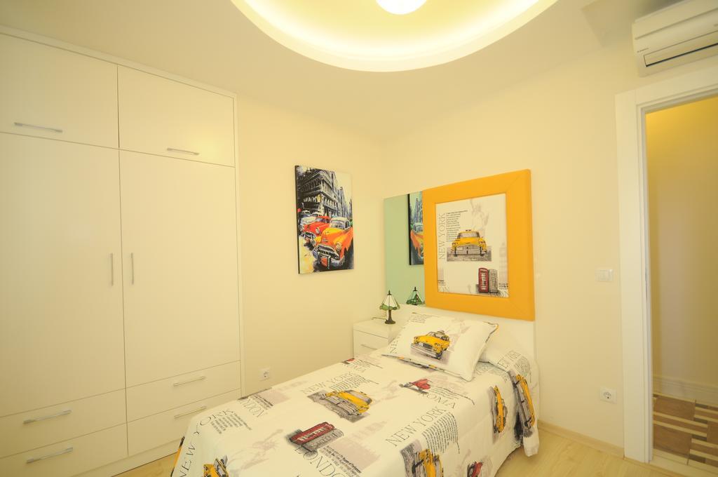 Cleopatra Beach Apartment
