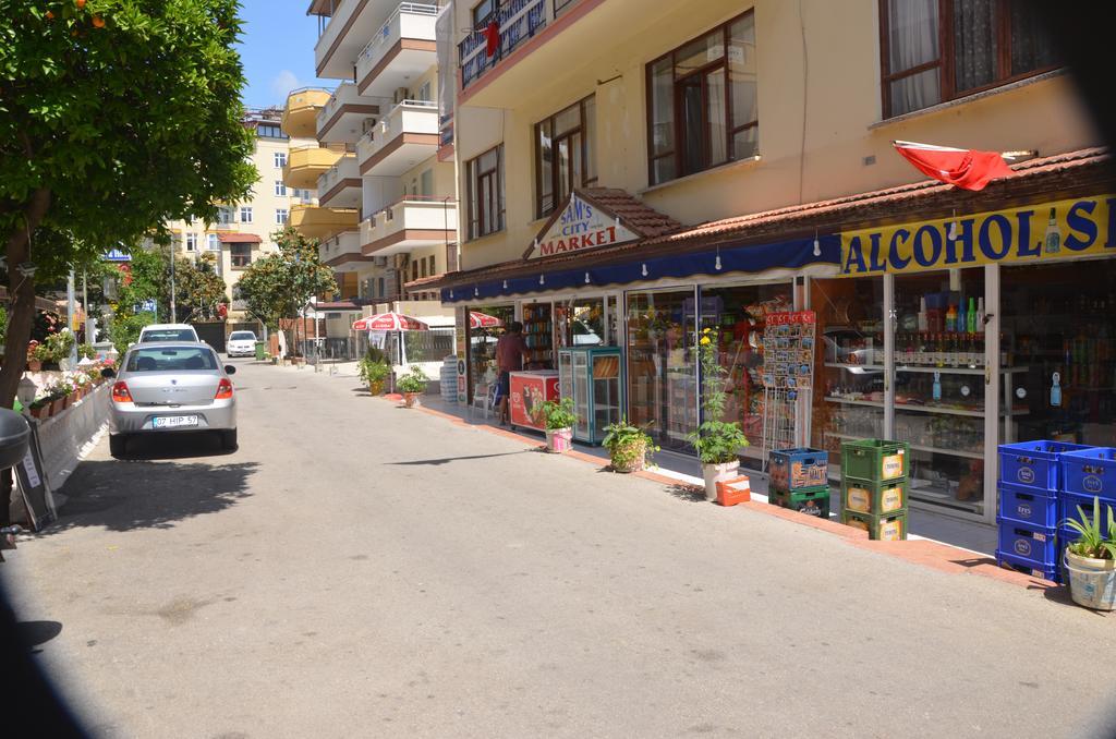 Twin Aparthotel 3*