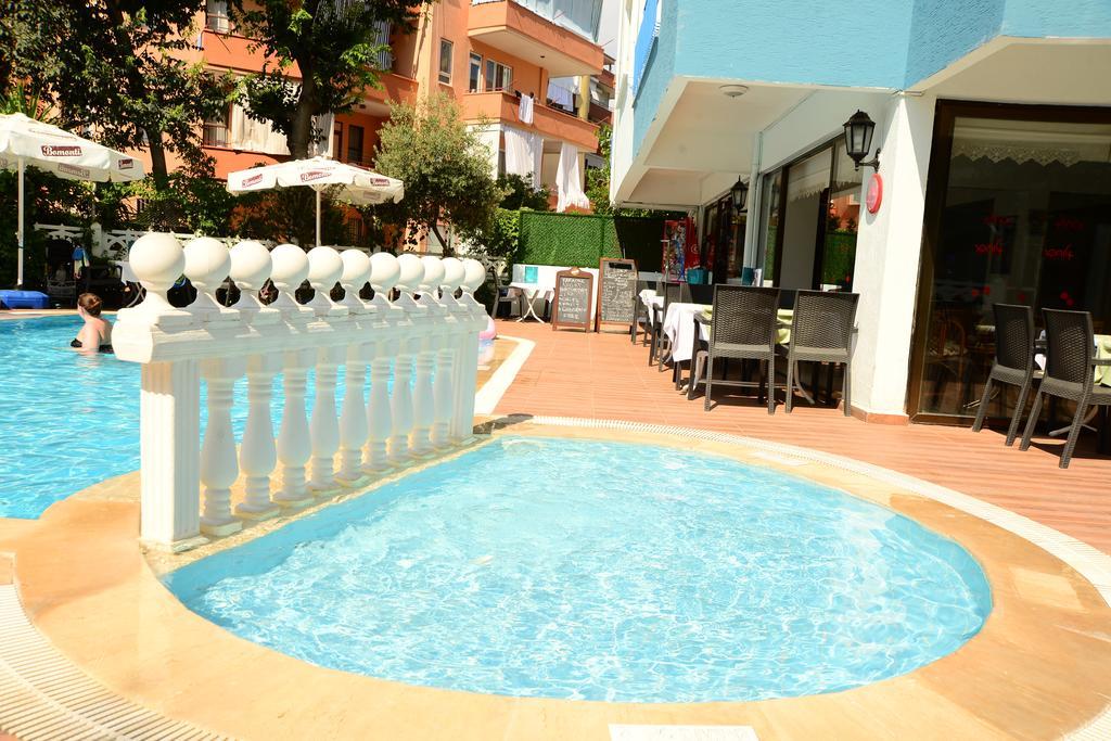 Hotel Pinar 2*