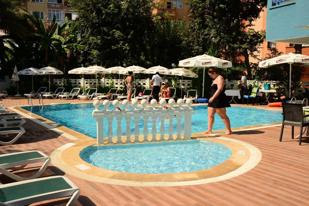 Hotel Pinar 2*