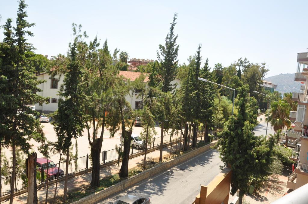 Aparthotel Lavinia & Alanya