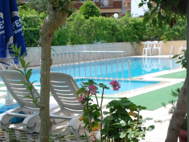 Lila Aparthotel