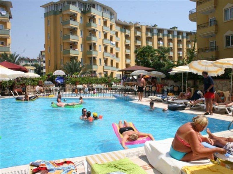 Kleopatra Royal Palm Resort 4*