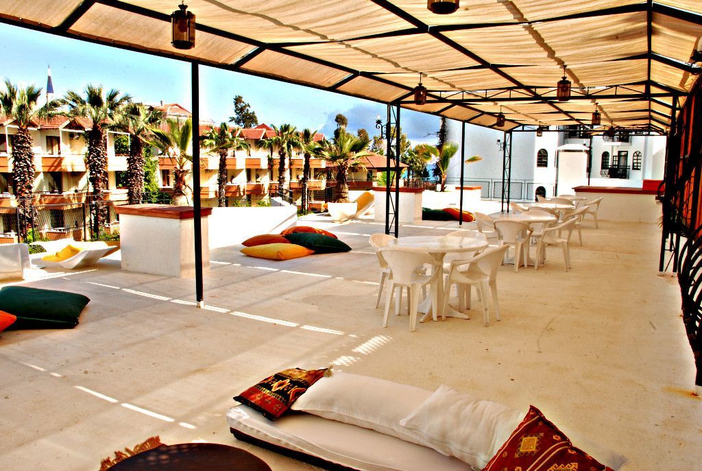 Boulevard Hotel