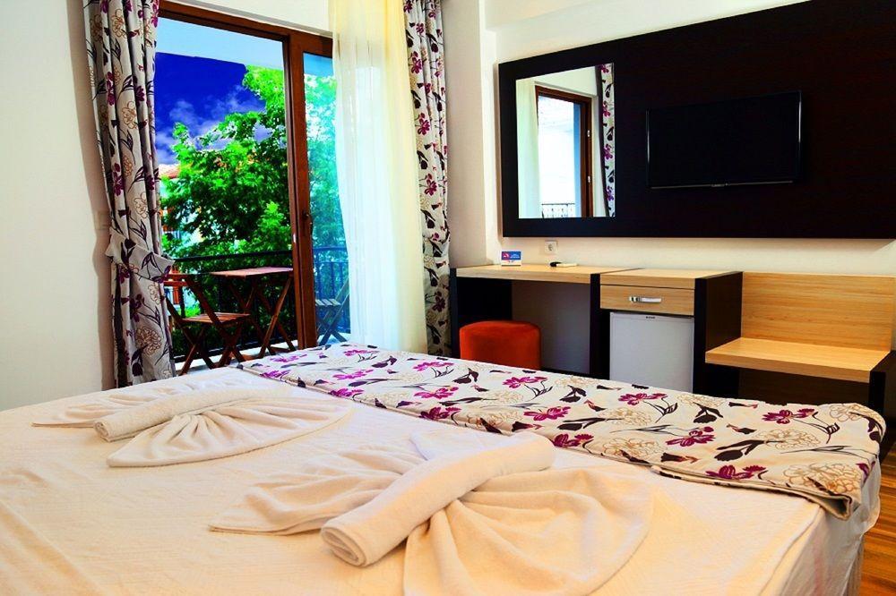 Kleopatra Hermes Hotel 3*