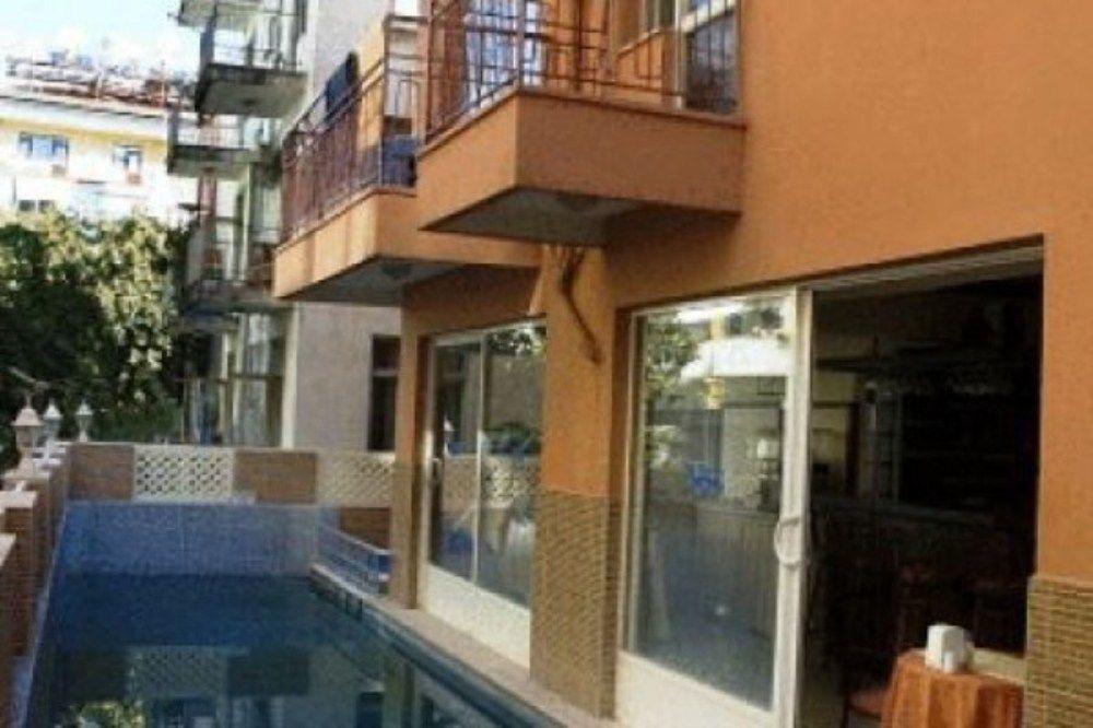 Huzuray 2* Alanya