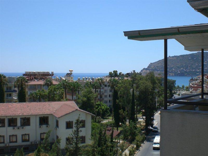Aparthotel Lavinia &