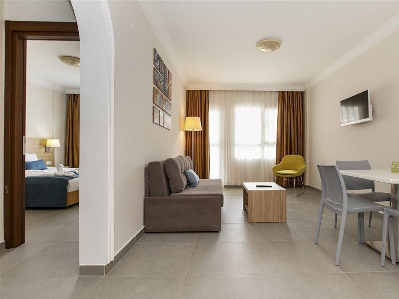 Lejlighedshotel Kleopatra Tuna 3*