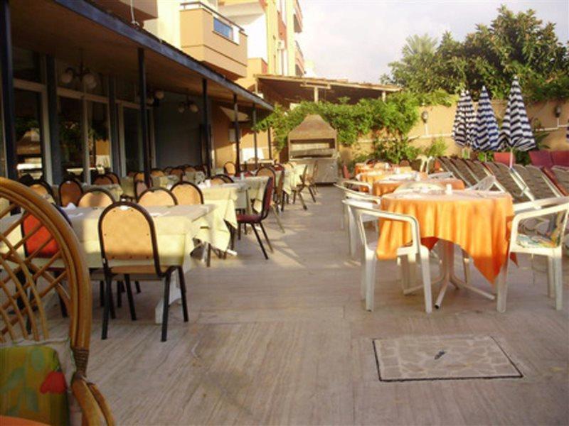 Hotel Monart Luna Playa 2*