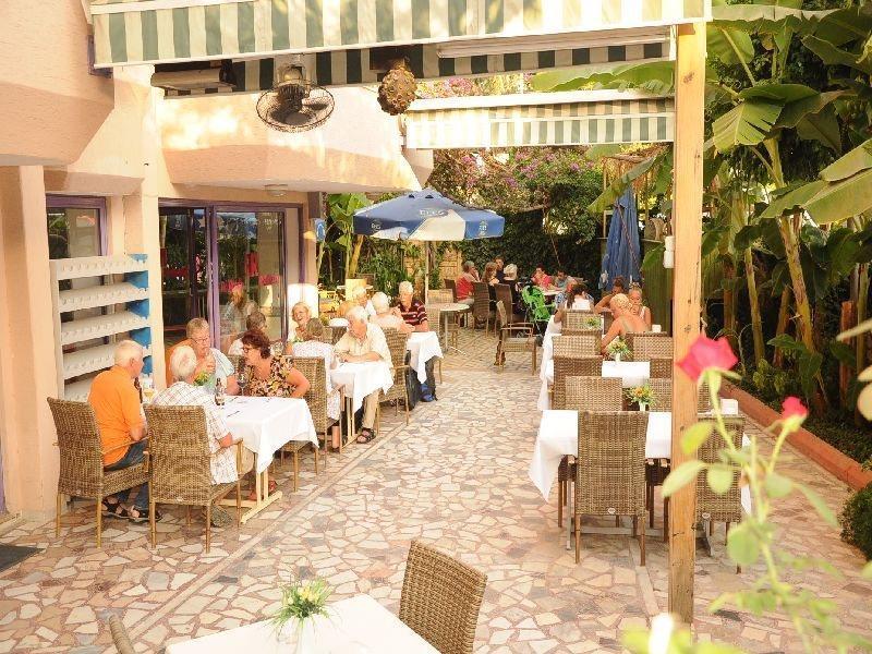 Hotel Rosella